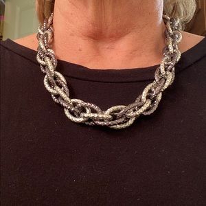 Classic Look necklace, earrings set